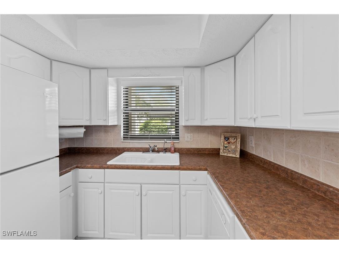 4515 Country Club Boulevard #103 Cape Coral FL 33904 225069618 image13