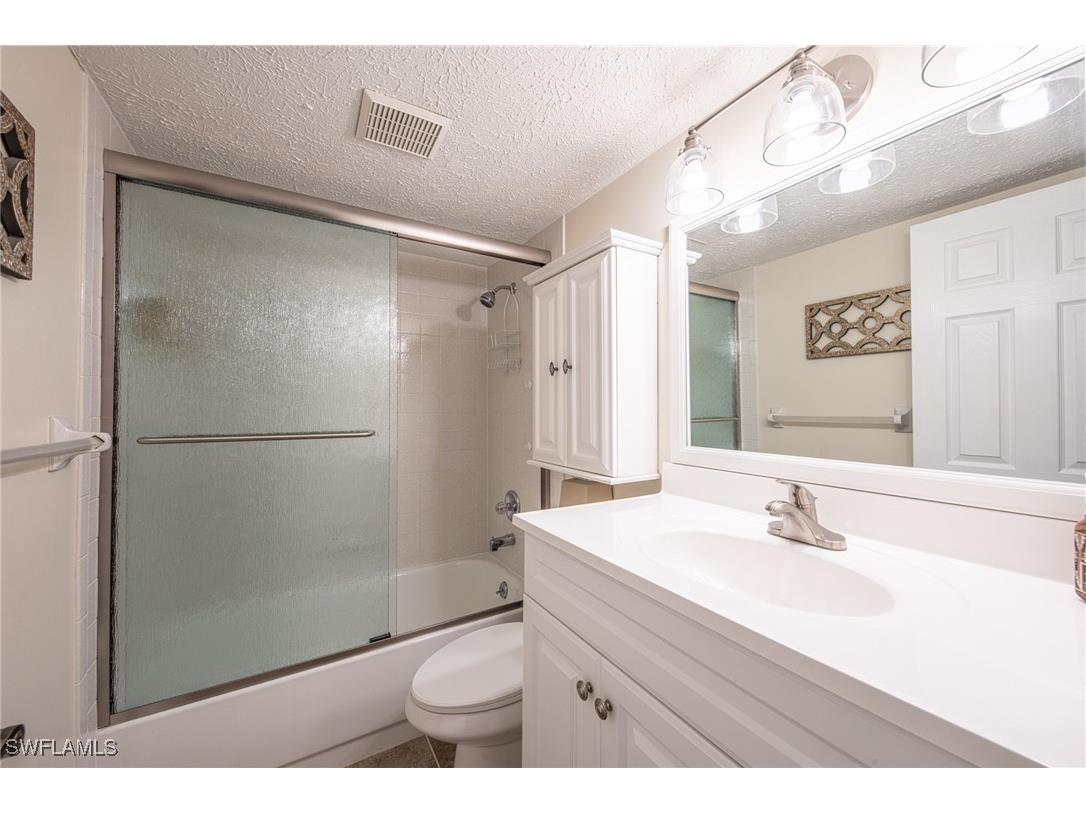 4515 Country Club Boulevard #103 Cape Coral FL 33904 225069618 image24