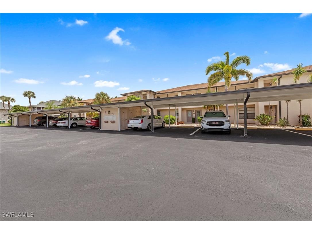 4515 Country Club Boulevard #103 Cape Coral FL 33904 225069618 image3
