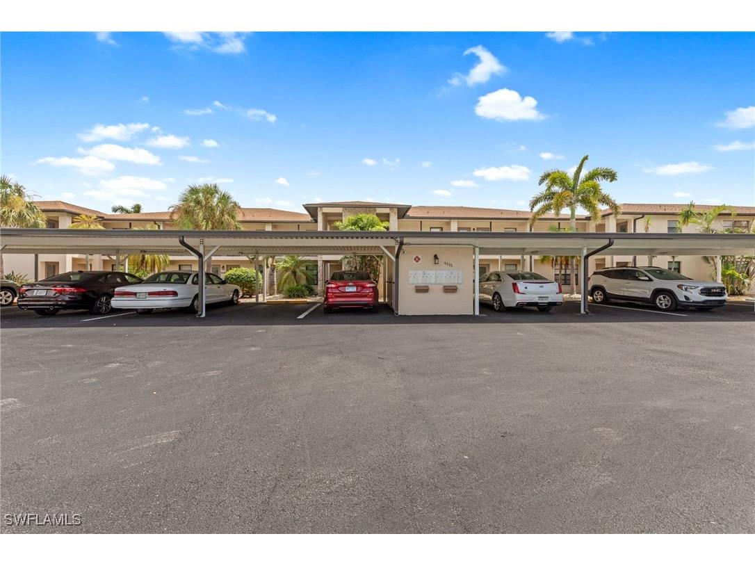 4515 Country Club Boulevard #103 Cape Coral FL 33904 225069618 image4