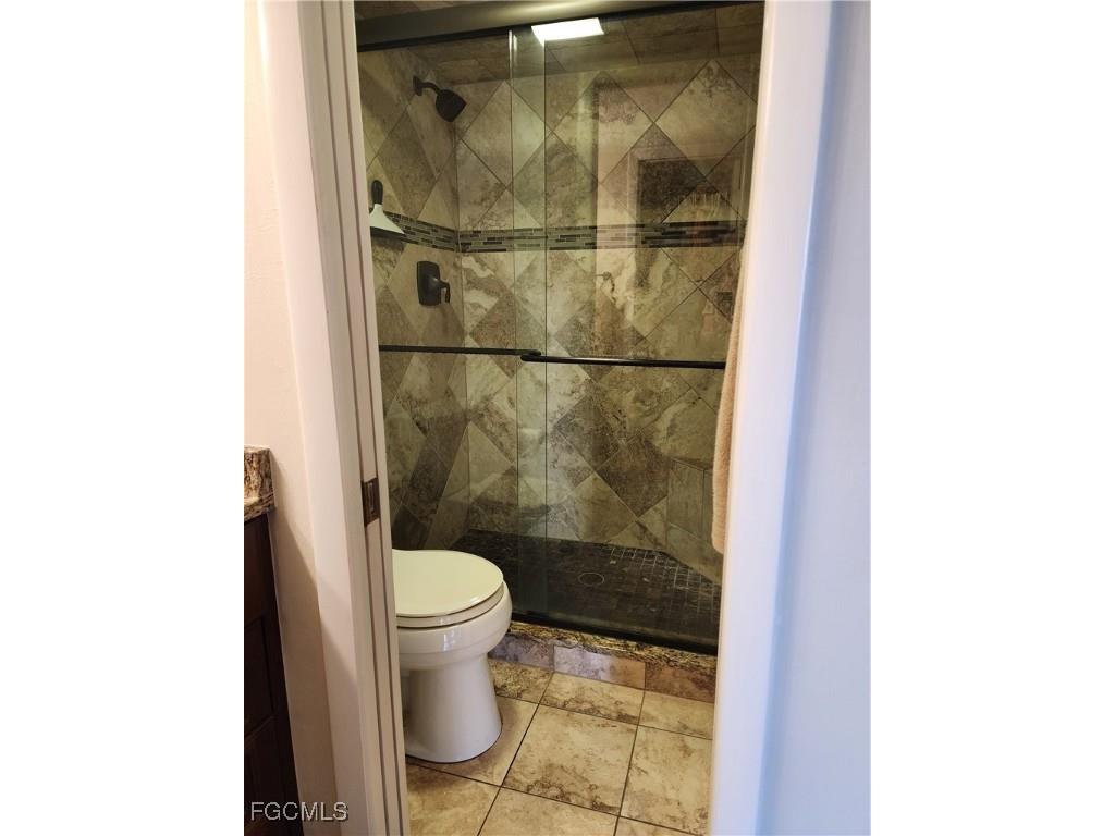 4515 Country Club Boulevard #204 Cape Coral FL 33904 2025006156 image25