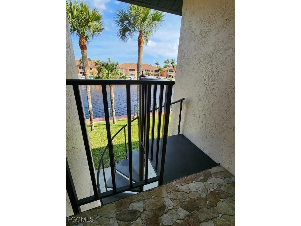 4515 Country Club Boulevard #204 Cape Coral FL 33904 2025006156 image39