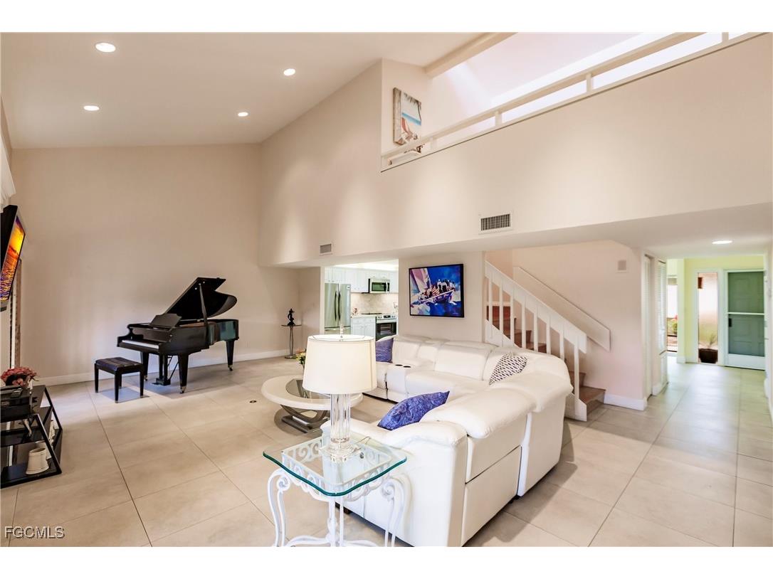 4515 Windjammer Lane Fort Myers FL 33919 2025022568 image9