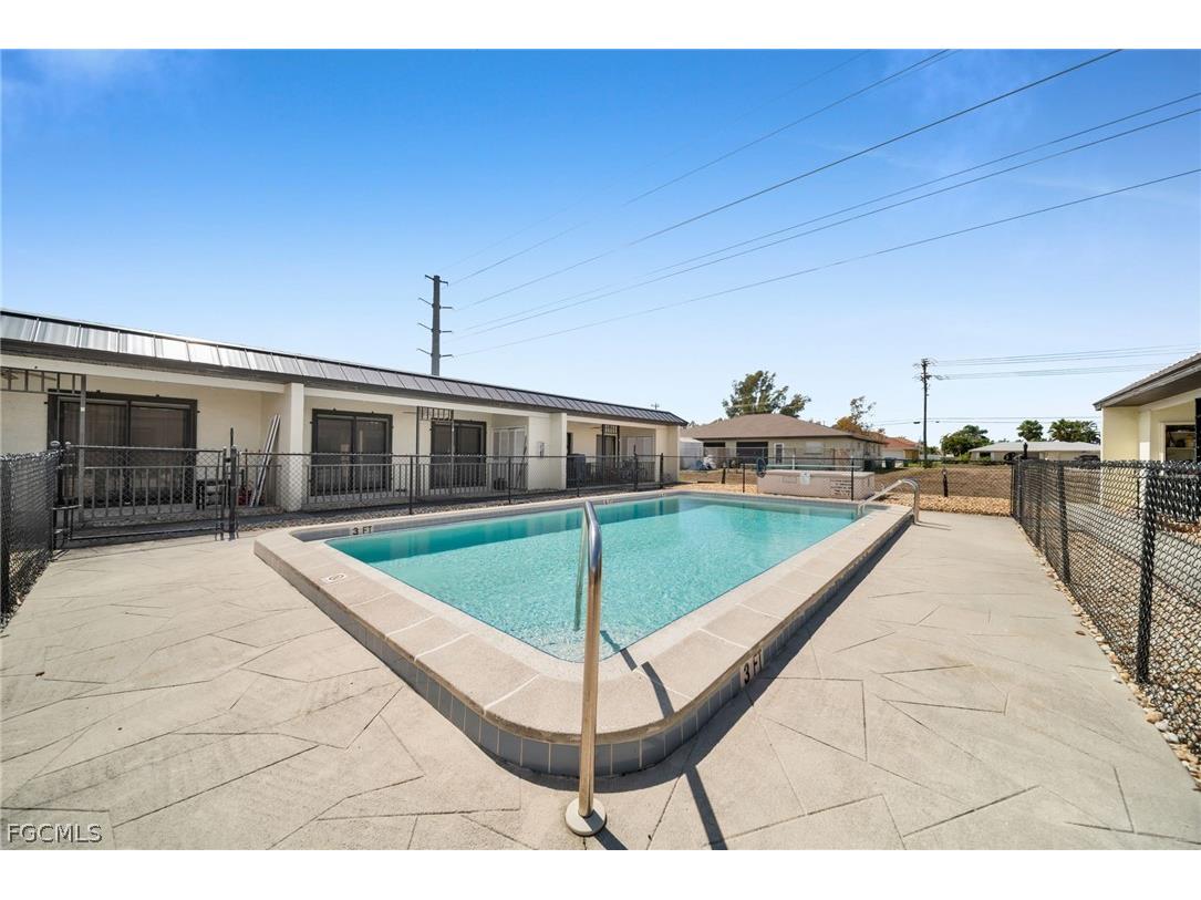 4516 Santa Barbara Boulevard #3 Cape Coral FL 33914 2026010965 image1