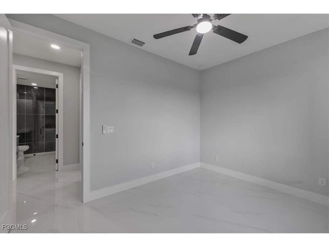 4517/4519 24th St Sw Lehigh Acres FL 33973 2025007729 image12