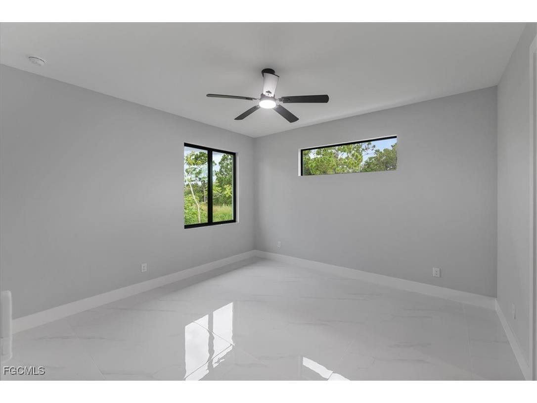 4517/4519 24th St Sw Lehigh Acres FL 33973 2025007729 image8