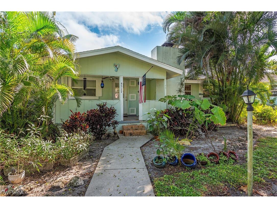 4517 Dominion Drive Naples FL 34112 223012954 image1