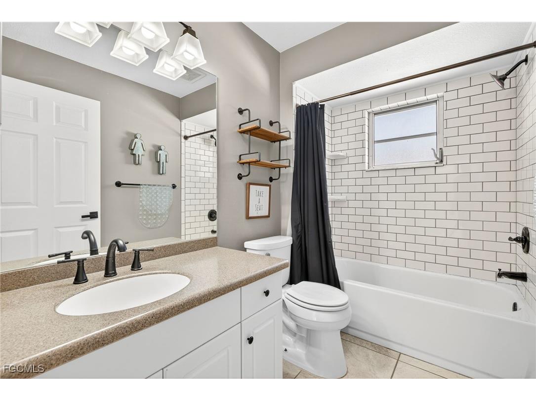 4517 SW 24th Avenue Cape Coral FL 33914 2025013264 image33