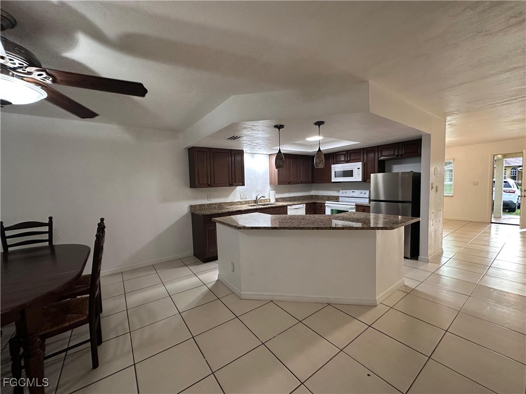 4517 SW Santa Barbara Place #4517 Cape Coral FL 33914 2025016052 image10