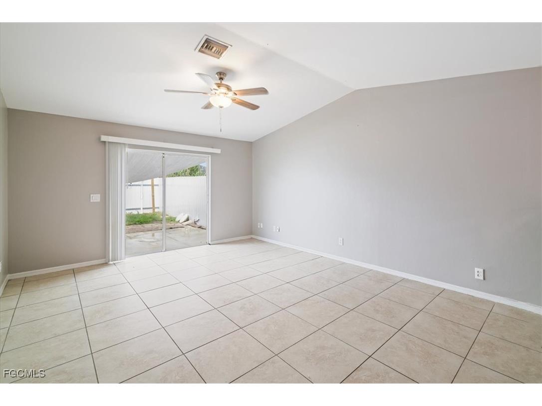 4518 Douglas Lane Lehigh Acres FL 33973 2025014614 image2