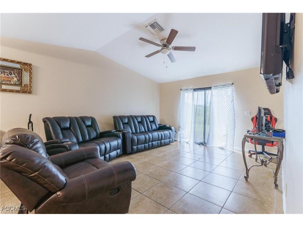 4518 Douglas Lane Lehigh Acres FL 33973 2025014614 image27