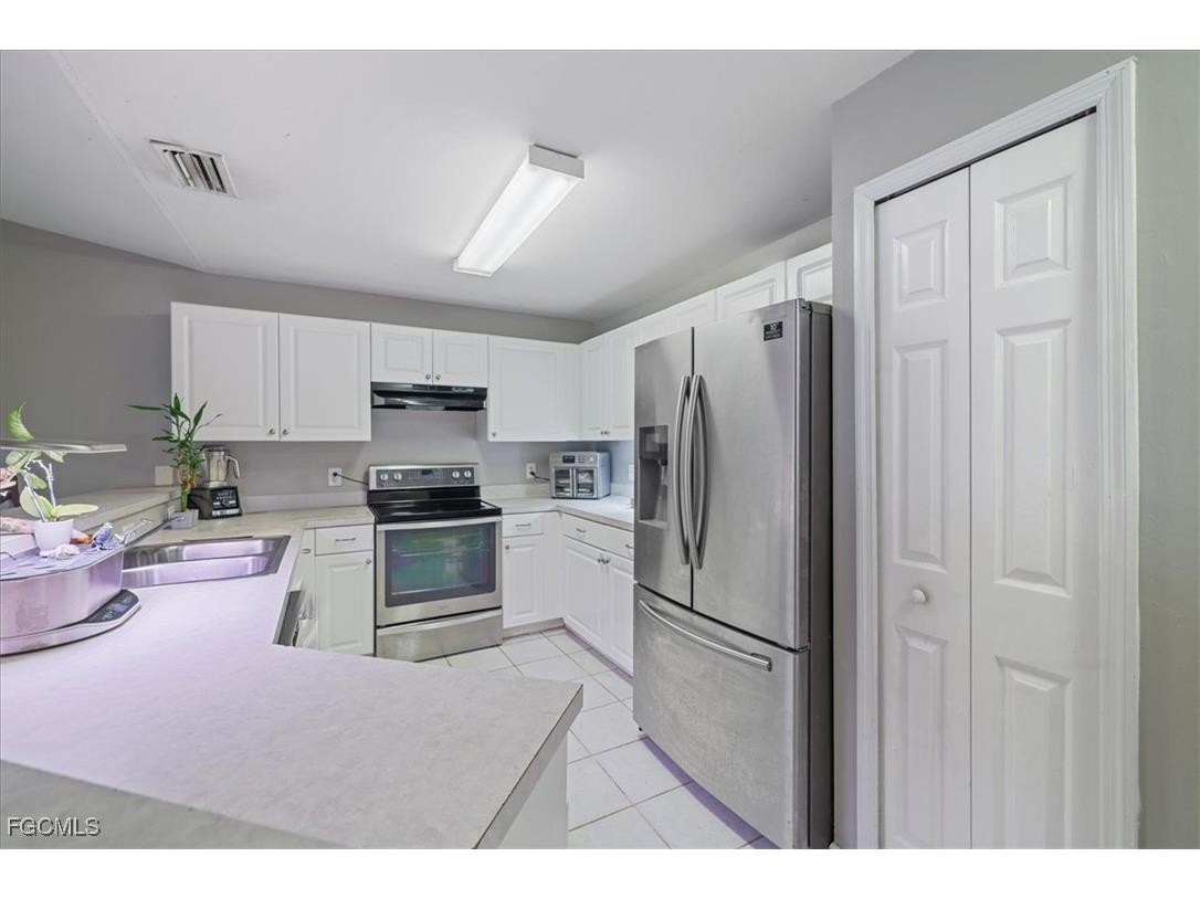 4518 Douglas Lane Lehigh Acres FL 33973 2025014614 image8