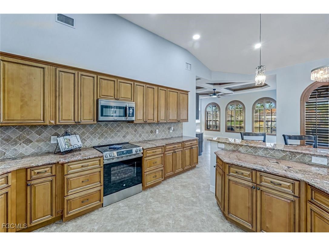 4518 SW 22nd Place Cape Coral FL 33914 2025023703 image18