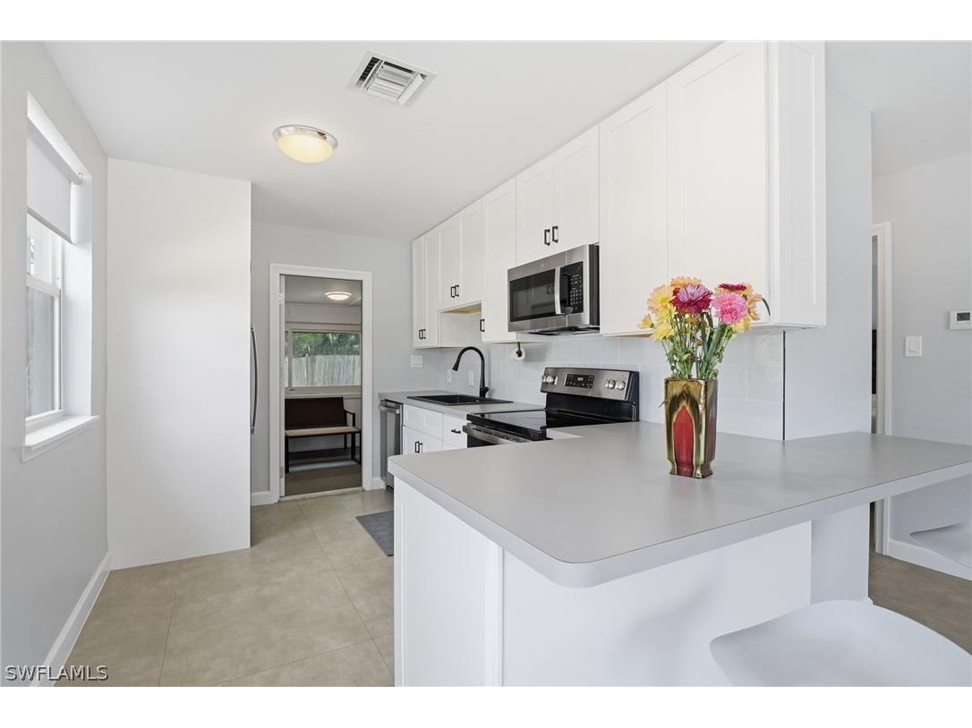 4518 W Alhambra Circle Naples FL 34103 226006287 image15