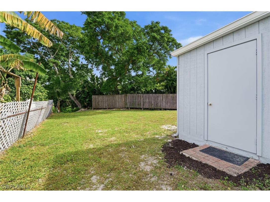 4518 W Alhambra Circle Naples FL 34103 226006287 image29