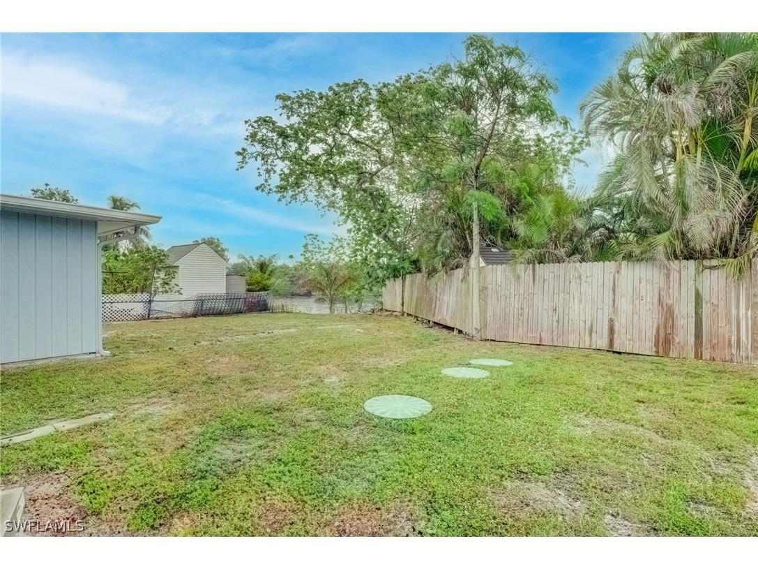 4518 W Alhambra Circle Naples FL 34103 226006287 image30