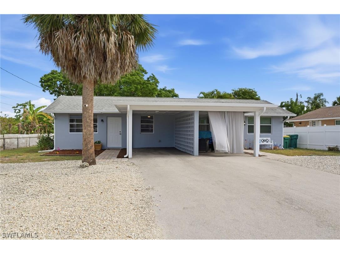 4518 W Alhambra Circle Naples FL 34103 226006287 image40