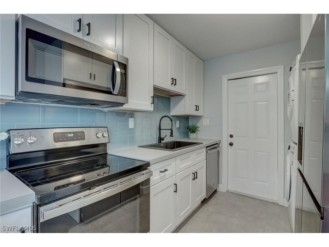 4518 W Alhambra Circle Naples FL 34103 226006287 image6