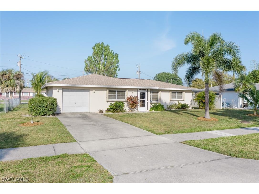 4519 Orange Grove Boulevard North Fort Myers FL 33903 224024495 image1