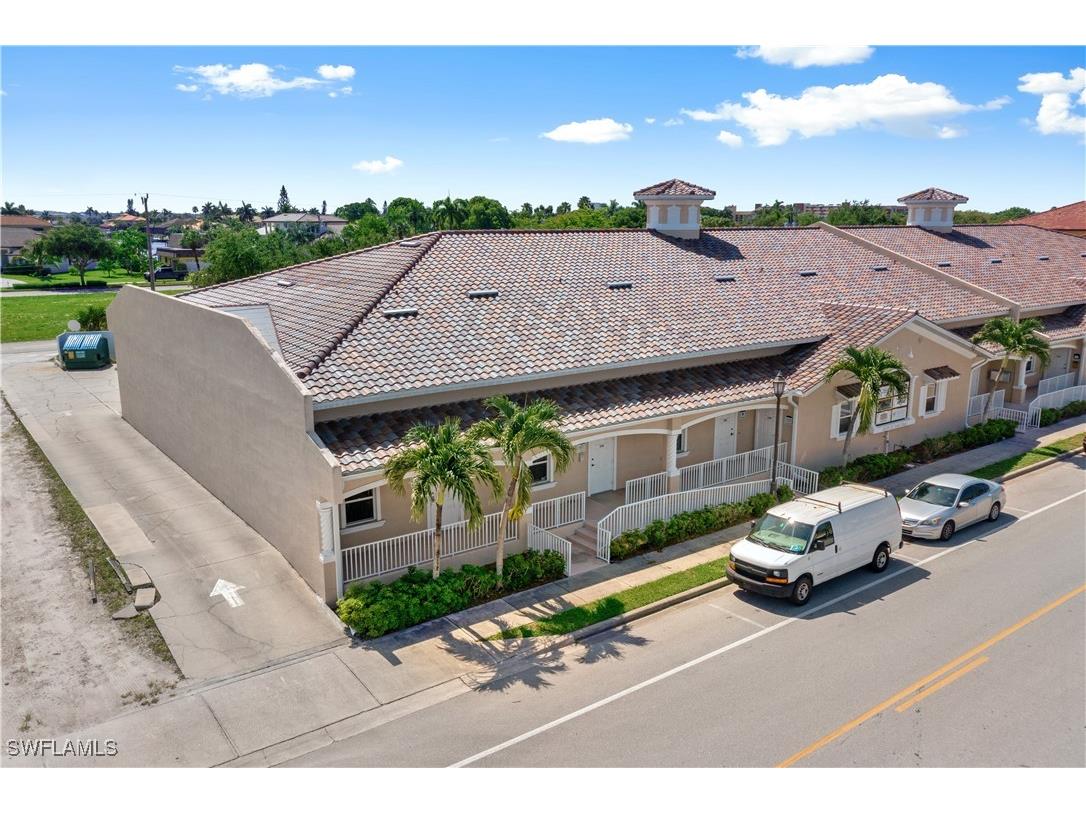 4519 SE 16th Place #102 Cape Coral FL 33904 225031151 image1