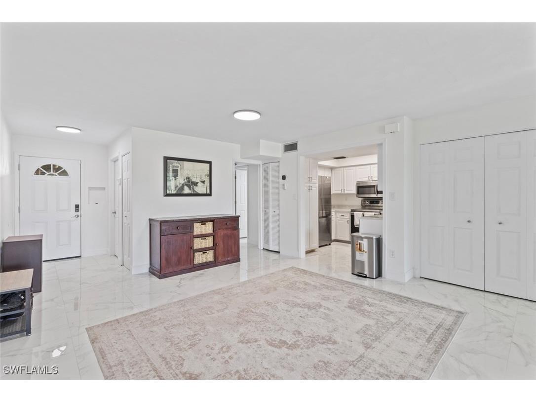 452 Bristle Cone Lane #27 Naples FL 34113 226000378 image4