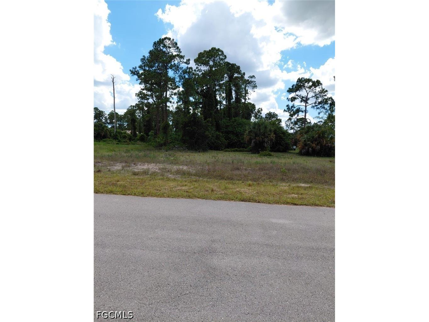 452 Norwood Avenue S Lehigh Acres FL 33974 2026026934 image3
