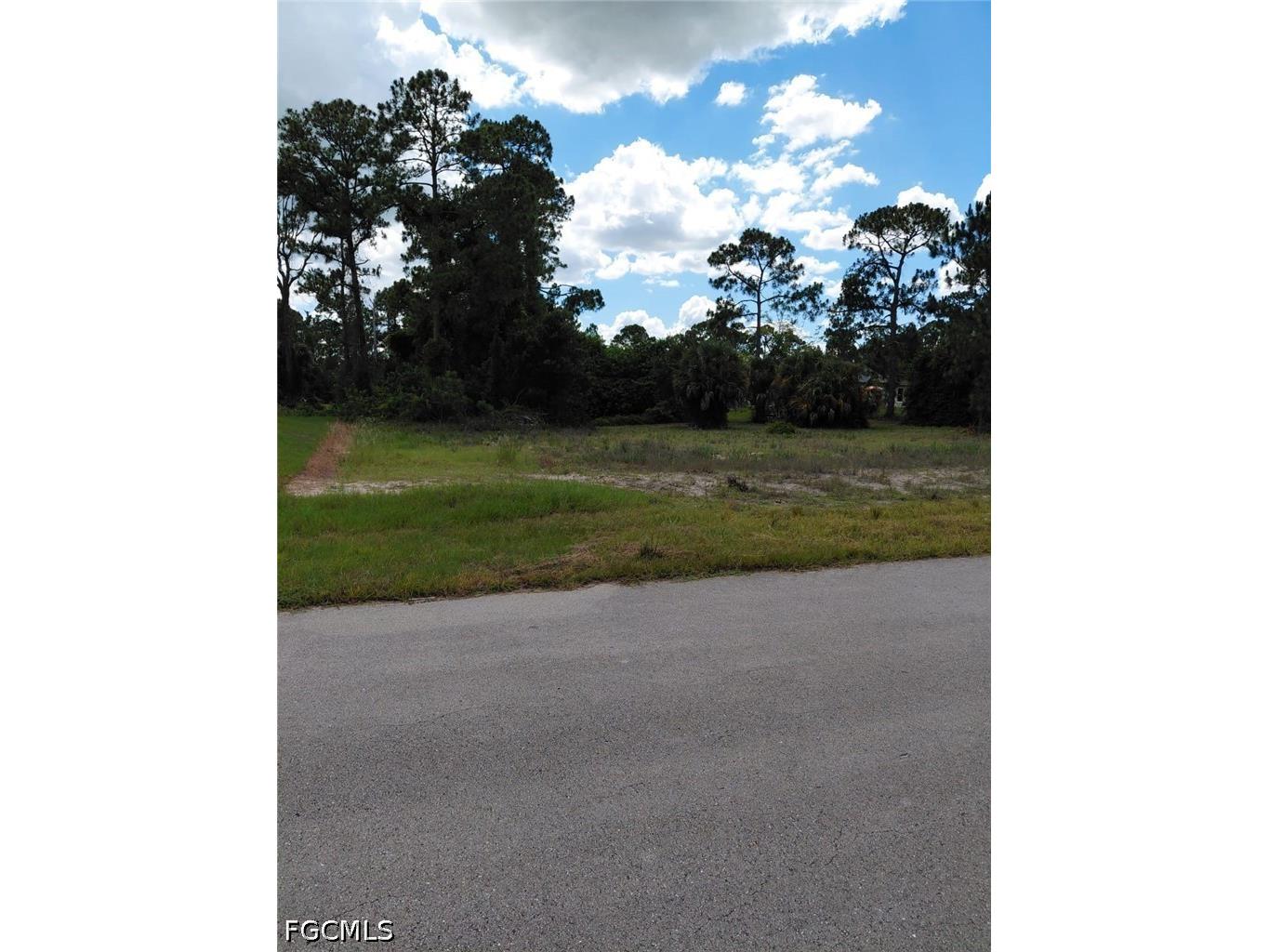 452 Norwood Avenue S Lehigh Acres FL 33974 2026026934 image4