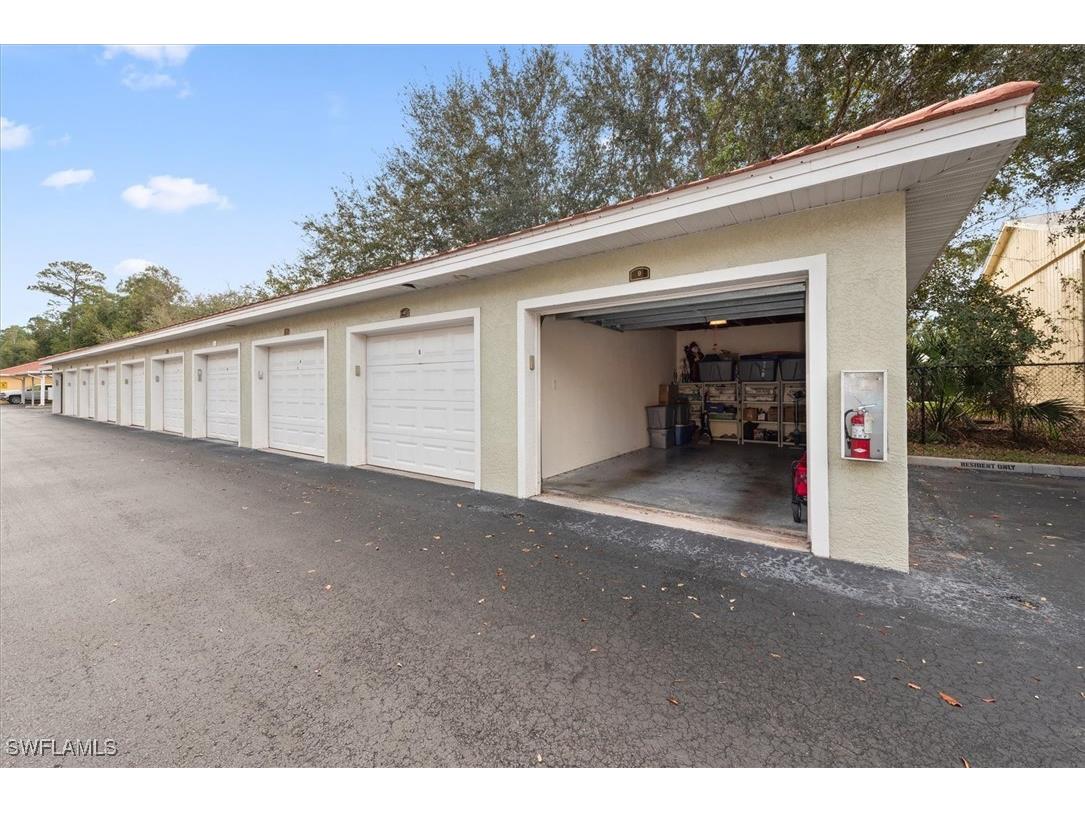 4520 Botanical Place Circle #403 Naples FL 34112 226003975 image12