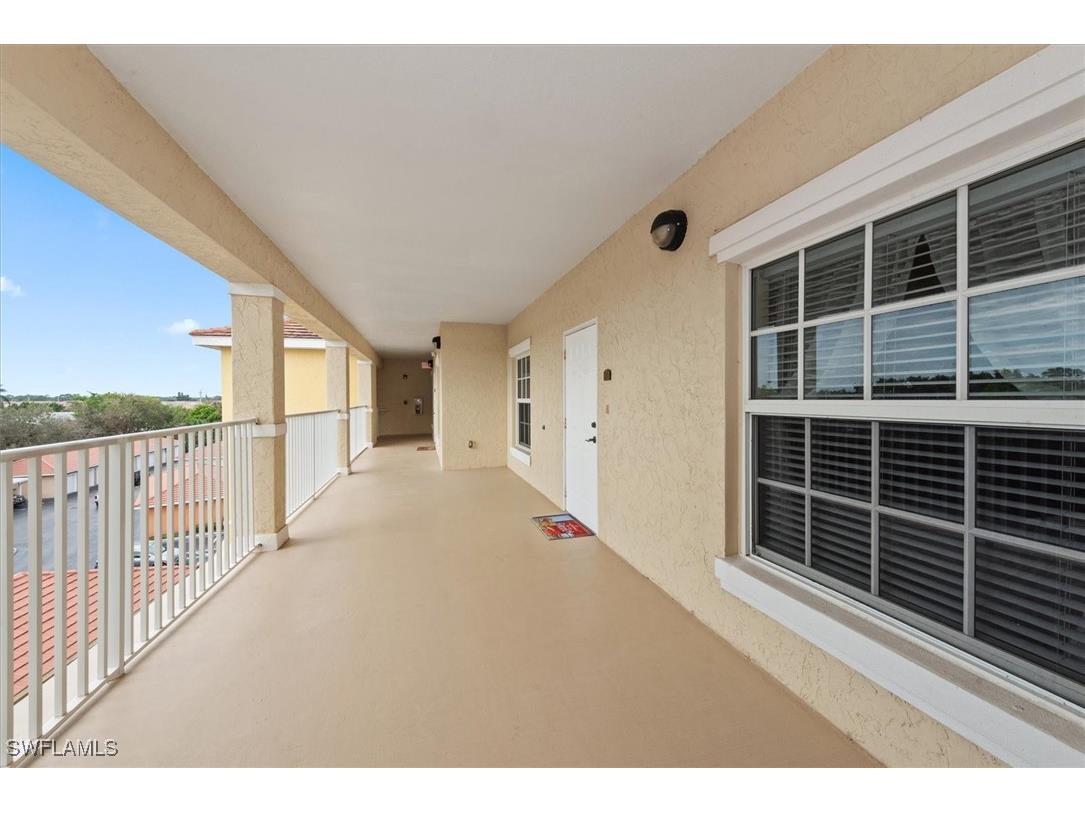 4520 Botanical Place Circle #403 Naples FL 34112 226003975 image18