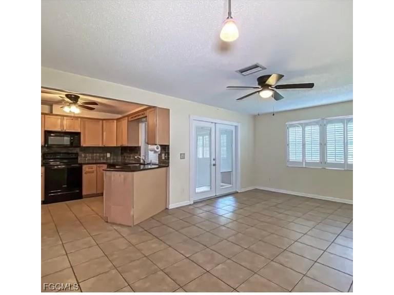 4520 SE 11th Place Cape Coral FL 33904 2025013951 image2
