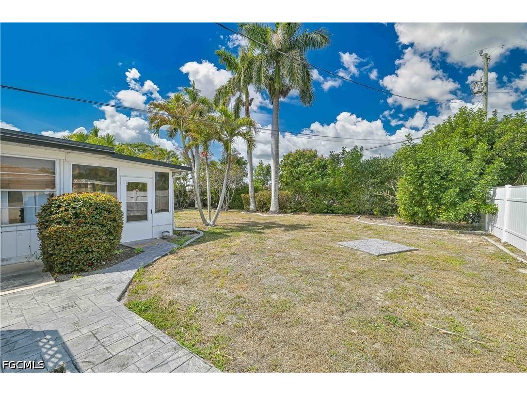 4520 SE 9th Avenue Cape Coral FL 33904 2026015731 image26