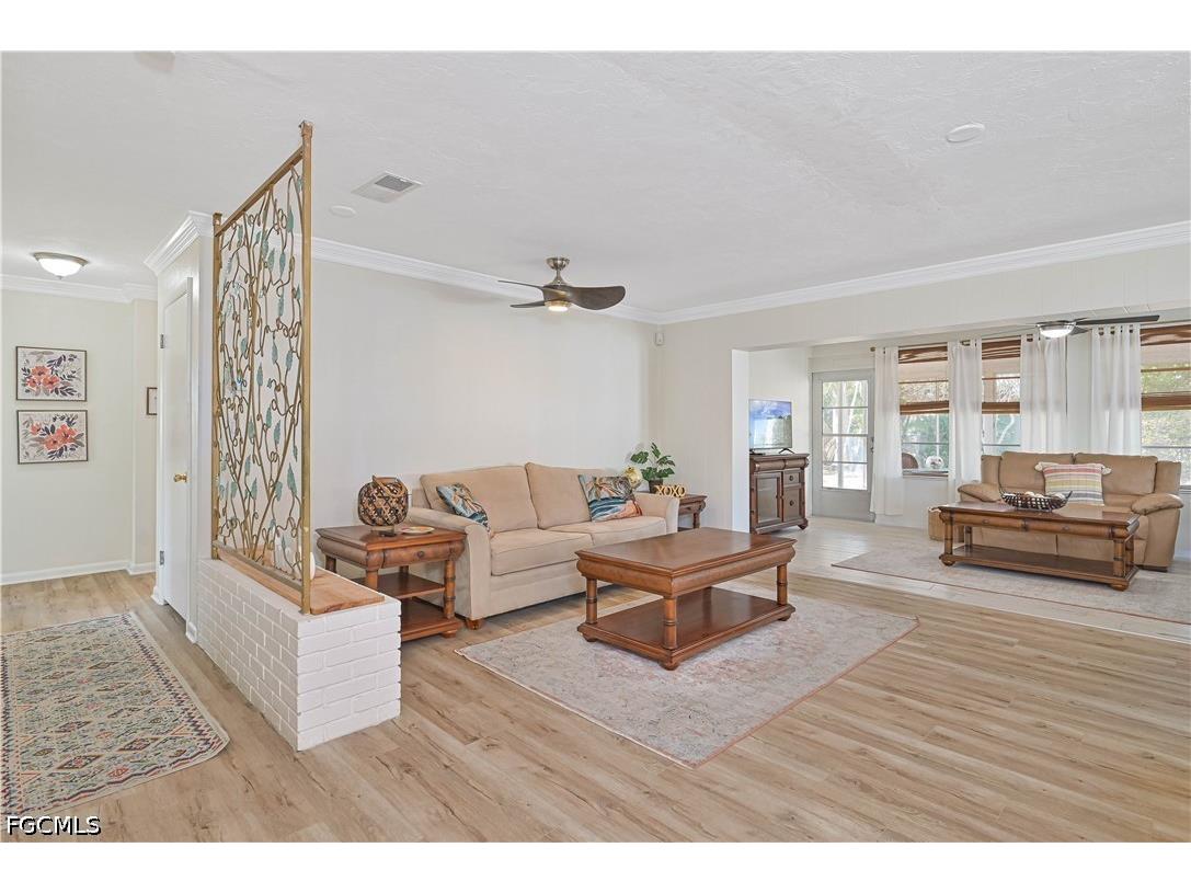 4520 SE 9th Avenue Cape Coral FL 33904 2026015731 image6