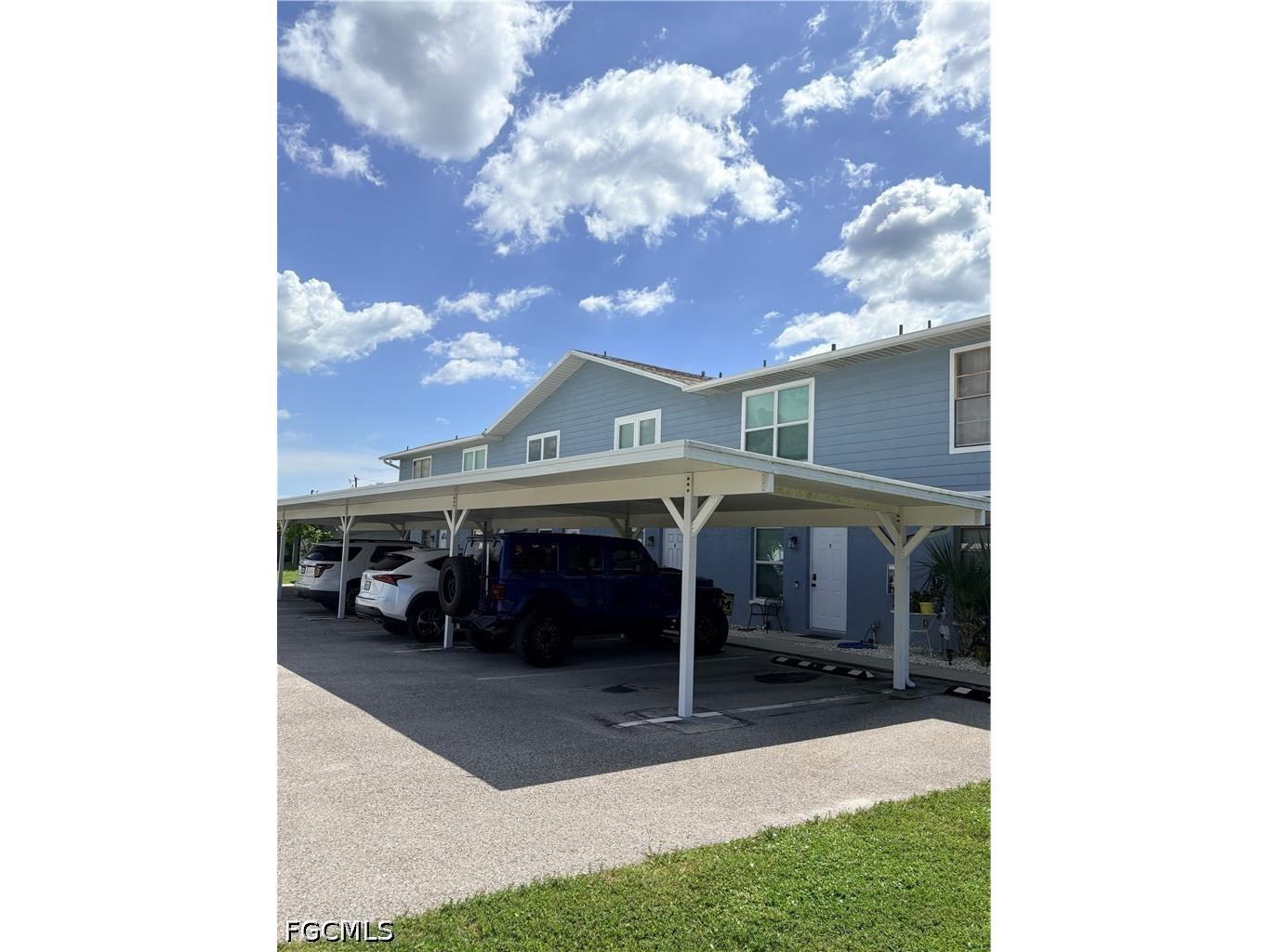 4520 SW 8th Place #4 Cape Coral FL 33914 2026031542 image2
