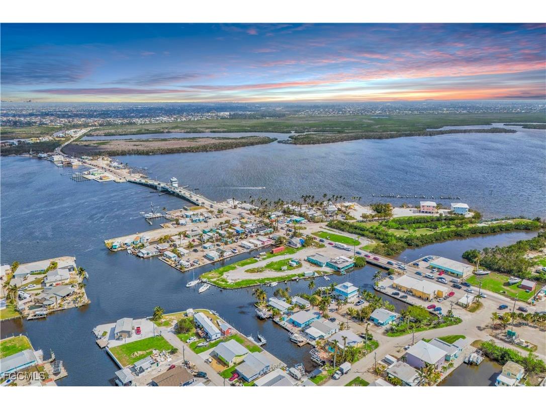 4520 and 4530 Pine Island Road NW Matlacha FL 33993 2025021614 image1