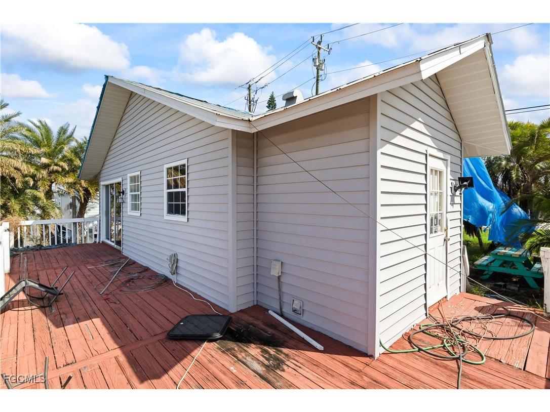 4520 and 4530 Pine Island Road NW Matlacha FL 33993 2025021614 image37