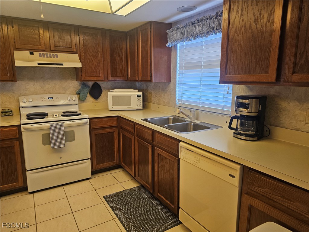 4521 Bay Beach Lane #222 Fort Myers Beach FL 33931 2025016517 image23