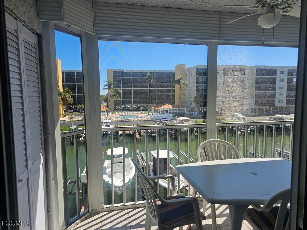 4521 Bay Beach Lane #222 Fort Myers Beach FL 33931 2025016517 image3