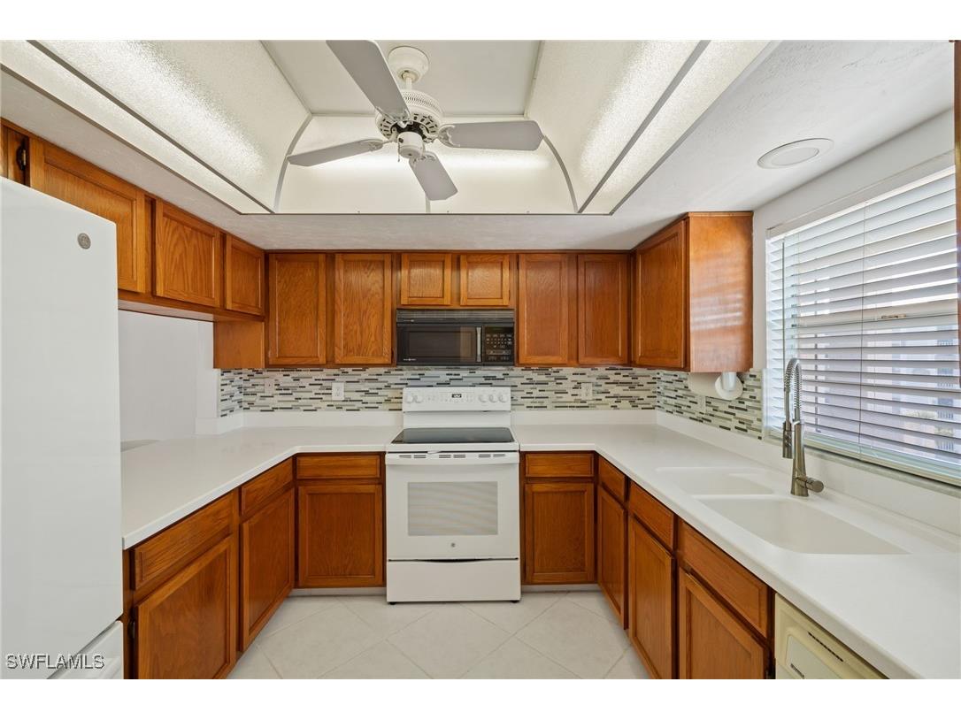 4521 Bay Beach Lane #326 Fort Myers Beach FL 33931 225003571 image6