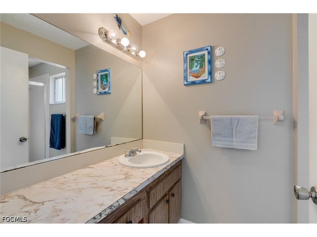 4521 Orchid Boulevard Cape Coral FL 33904 2026016880 image18