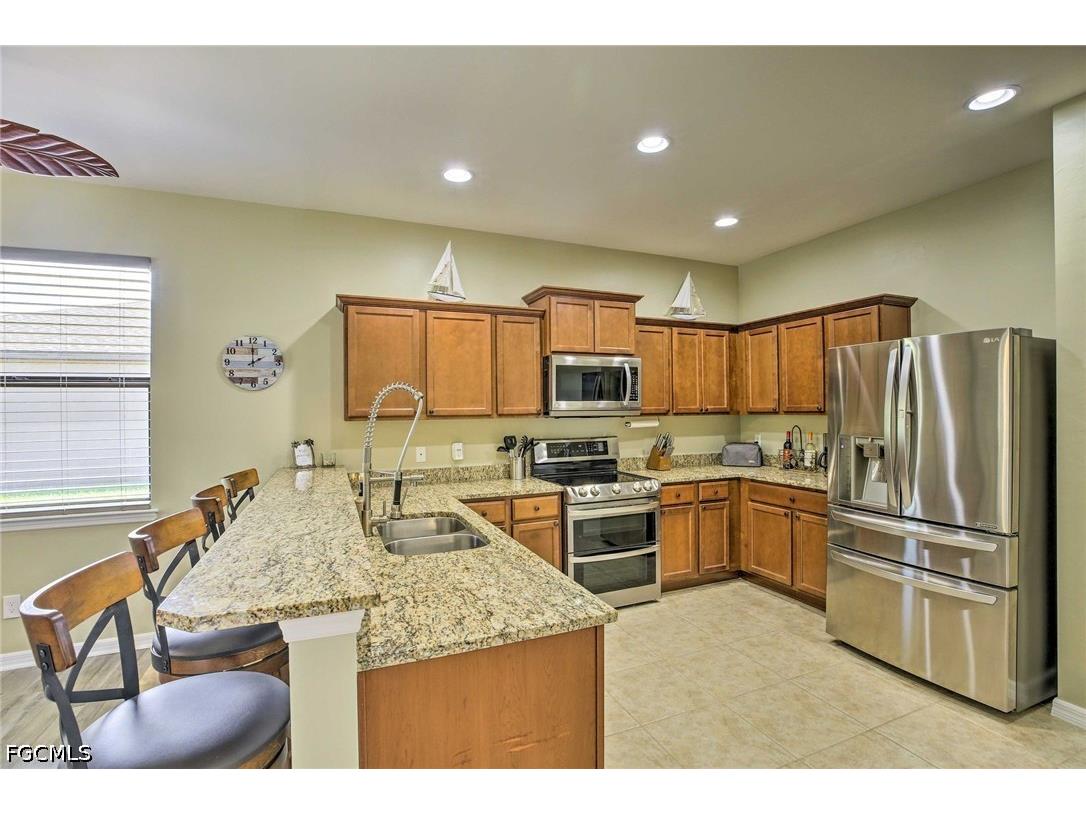 4521 SW 10th Avenue Cape Coral FL 33914 2026017972 image6