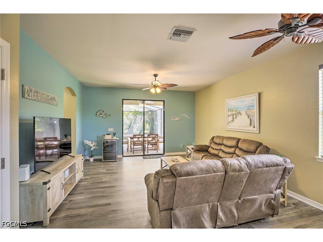 4521 SW 10th Avenue Cape Coral FL 33914 2026017972 image7
