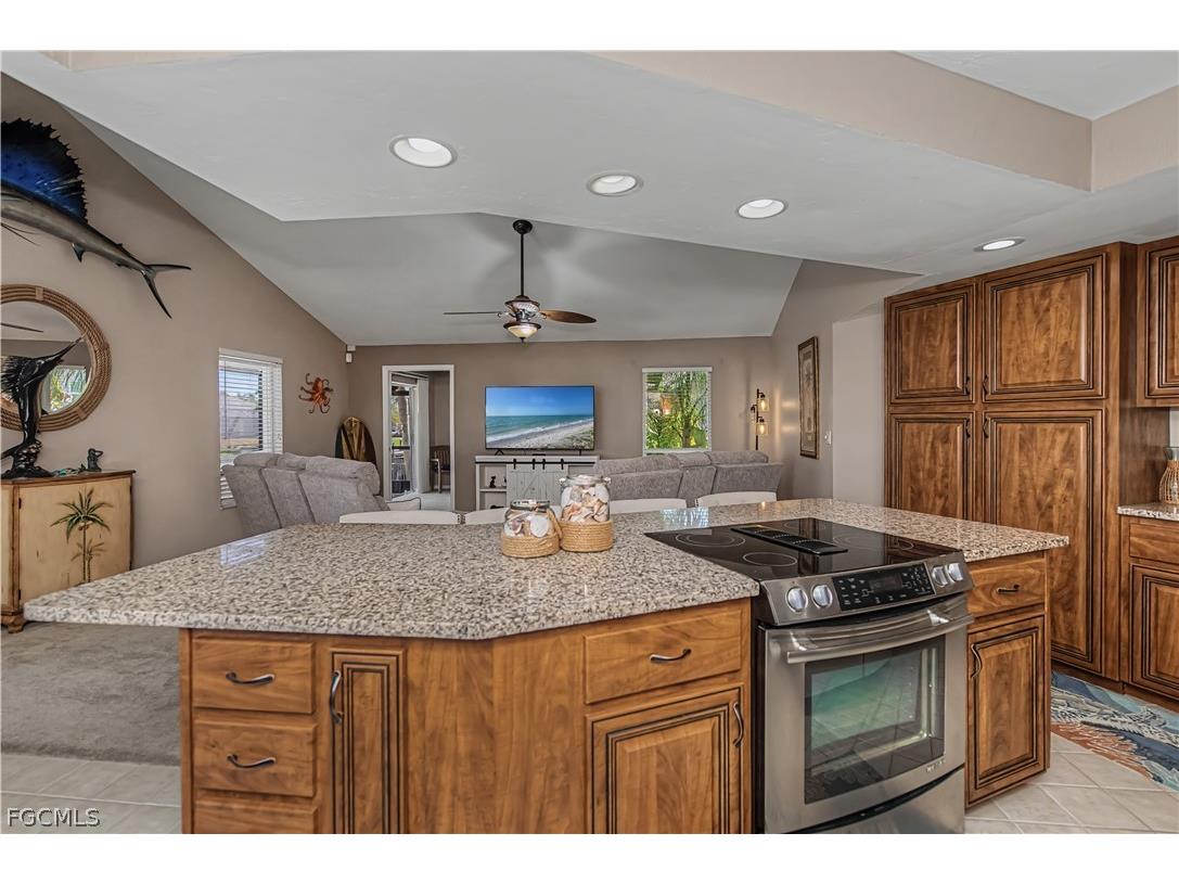 4521 SW 2nd Avenue Cape Coral FL 33914 2026009536 image20