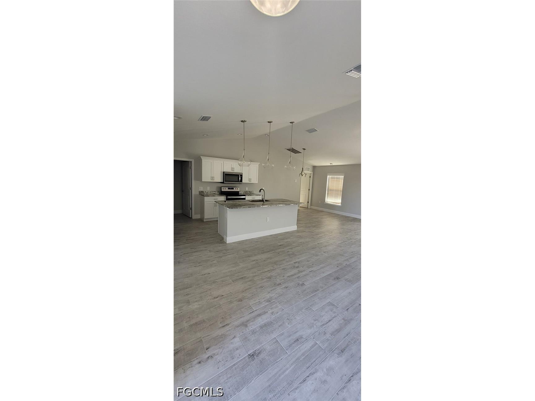 4522 NW 34th Street Cape Coral FL 33993 2026017988 image2
