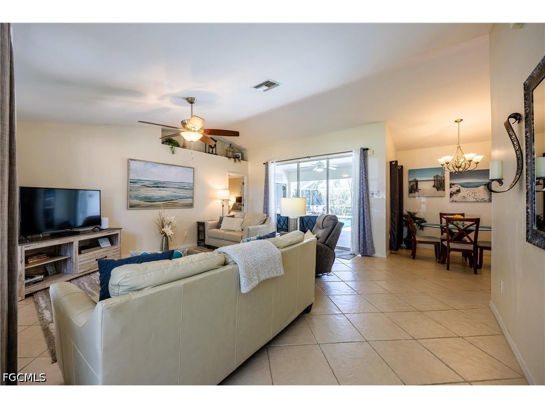 4522 SW 1st Avenue Cape Coral FL 33914 2026018682 image5