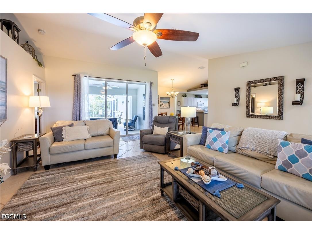 4522 SW 1st Avenue Cape Coral FL 33914 2026018682 image7