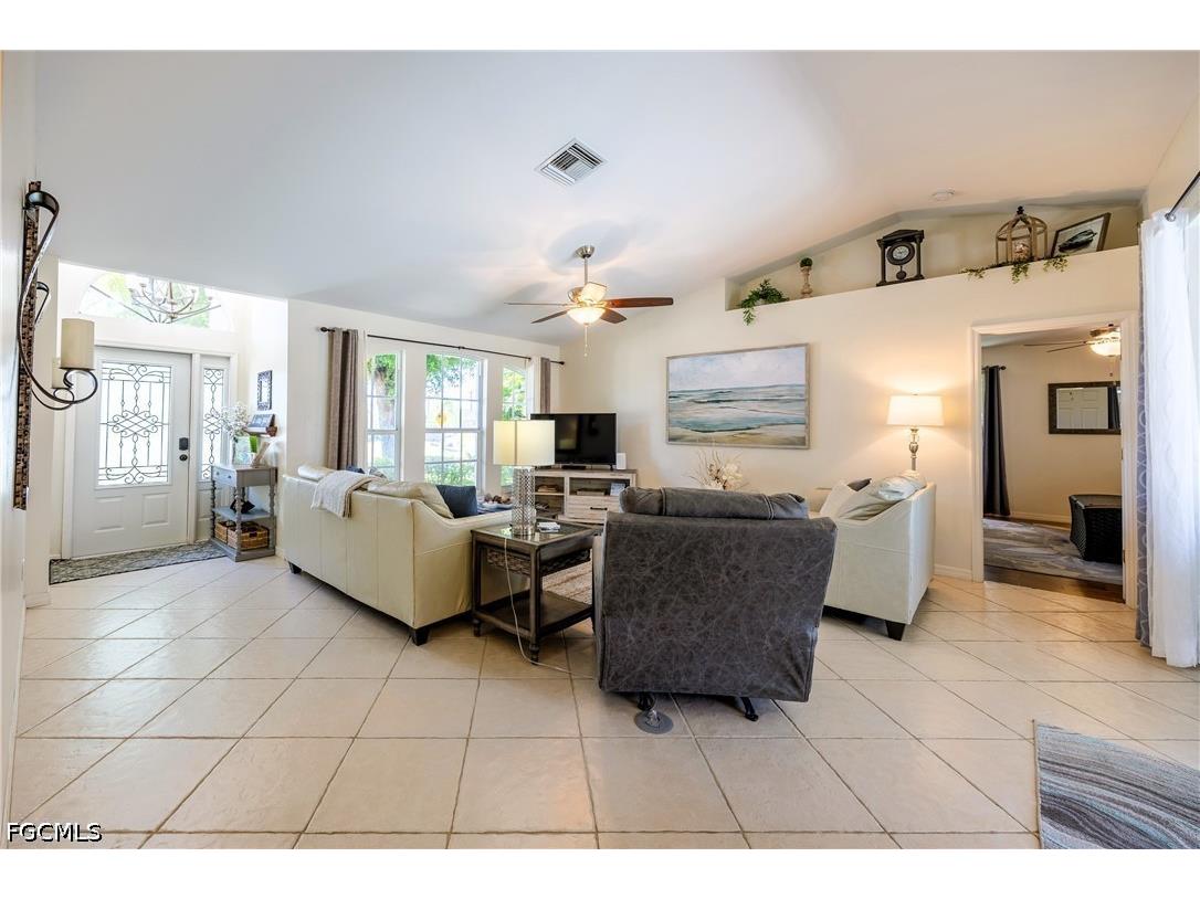 4522 SW 1st Avenue Cape Coral FL 33914 2026018682 image9