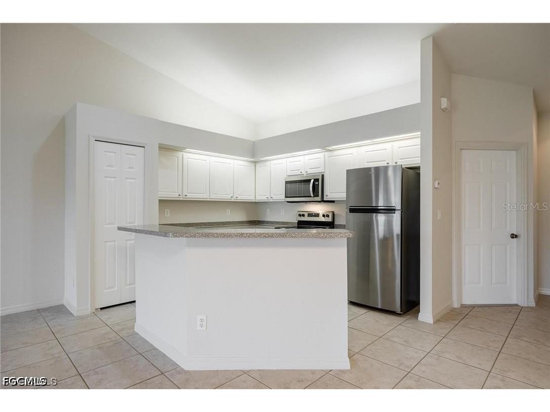 4522 SW 7th Place Cape Coral FL 33914 2026024133 image5