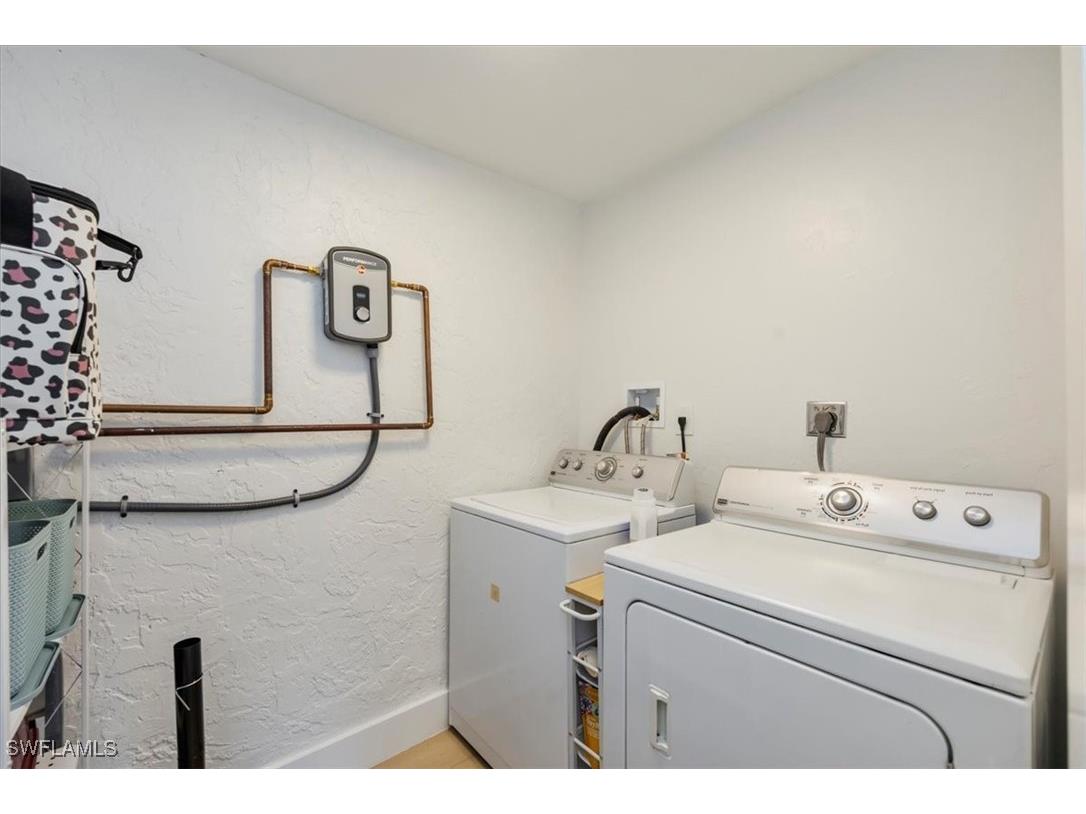 4523 Fluvia Avenue Naples FL 34103 225070486 image19