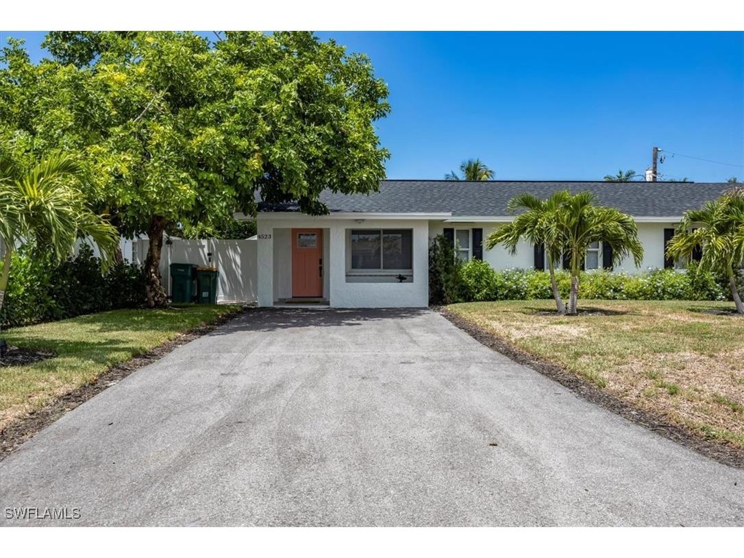 4523 Fluvia Avenue Naples FL 34103 225070487 image1