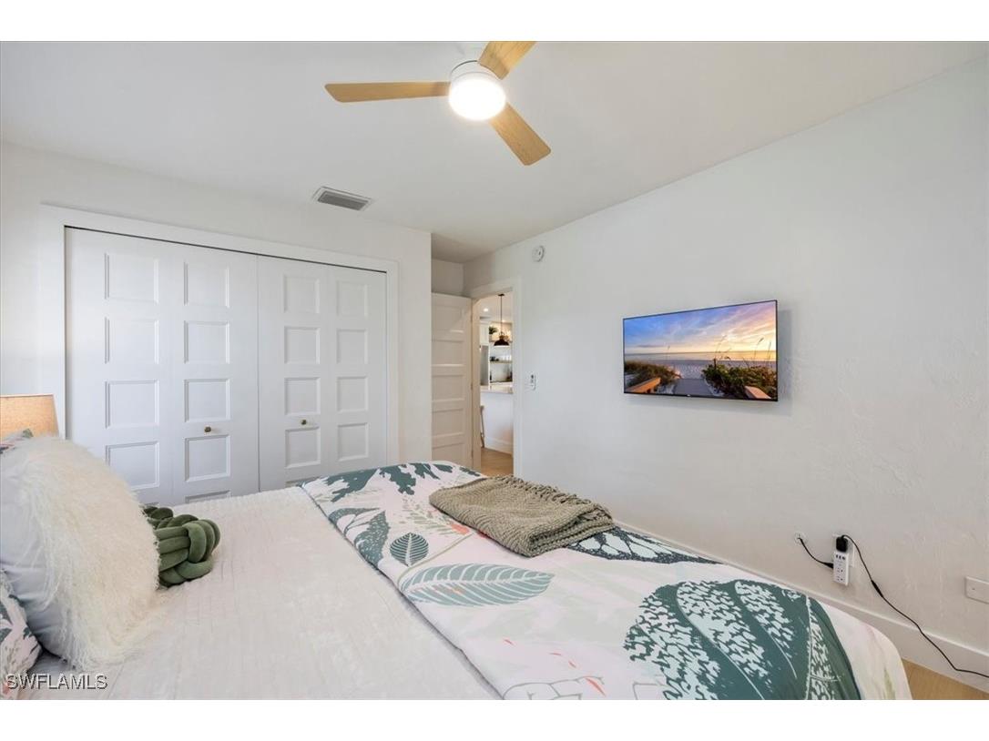 4523 Fluvia Avenue Naples FL 34103 225070487 image13